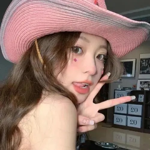 壁花女孩梦游中